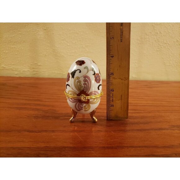 Vintage Footed Trinket Egg Box Floral Flower Porcelain Victorian Style Gold Trim - Picture 4 of 4
